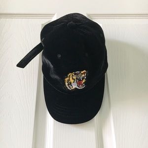 Velvet Embroidered Tiger Baseball Cap